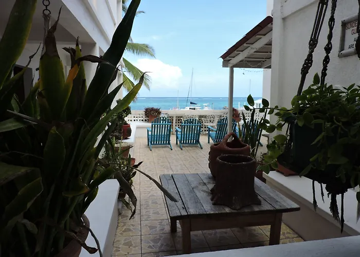 Spindrift Hotel 2*